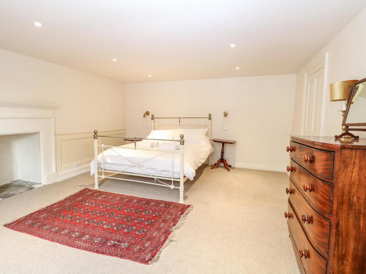 Enterprise House Villa Bury St. Edmunds ภายนอก รูปภาพ